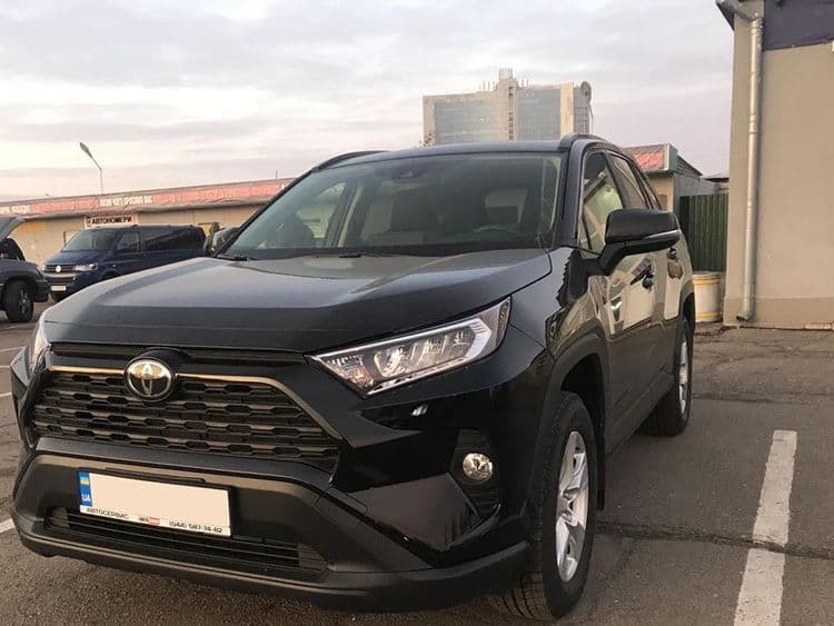 2019 TOYOTA RAV4 4x4