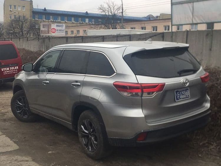 2017 TOYOTA HIGHLANDER XLE 4x4