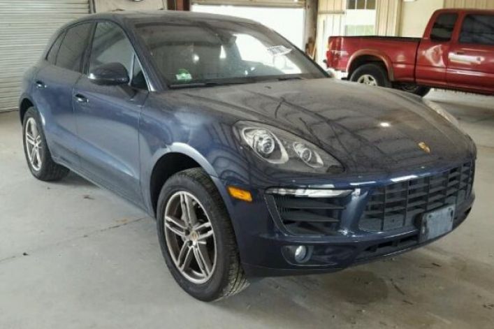 PORSCHE MACAN S