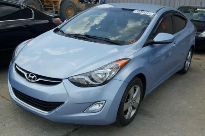 HYUNDAI ELANTRA GLS 2012 1.8L