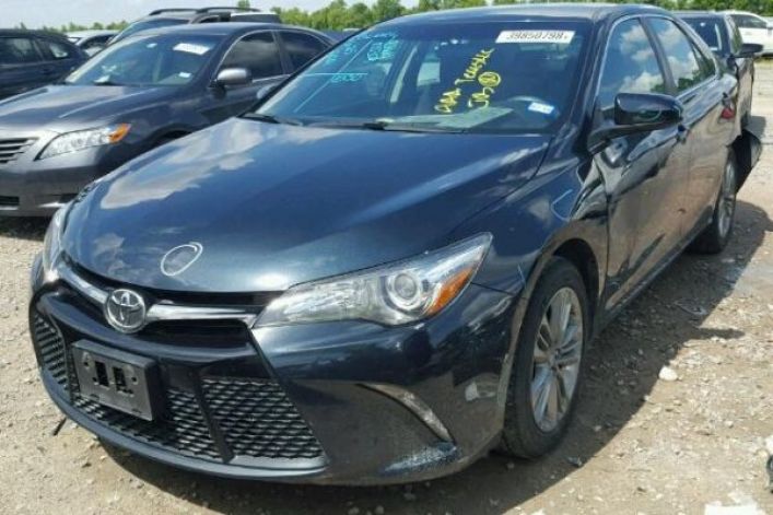 TOYOTA CAMRY LE 2016 2.5L