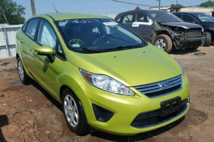 FORD FIESTA SE 2013 1.6L