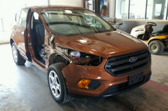FORD ESCAPE S 2017 2.5L ИЗ США В ЛИТВЕ