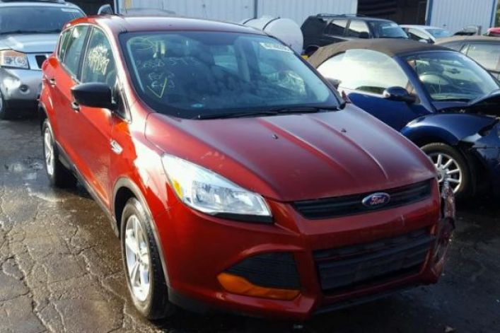 FORD ESCAPE S 2016 2.5L ПЛЫВЕТ ИЗ США