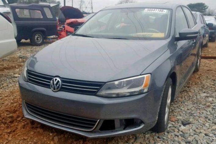 2014 VOLKSWAGEN JETTA SE 1.8L