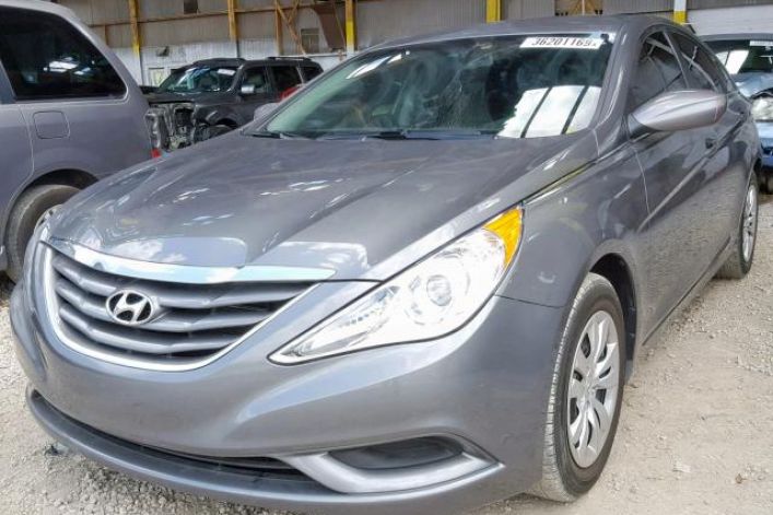 2012 HYUNDAI SONATA GLS (ua)