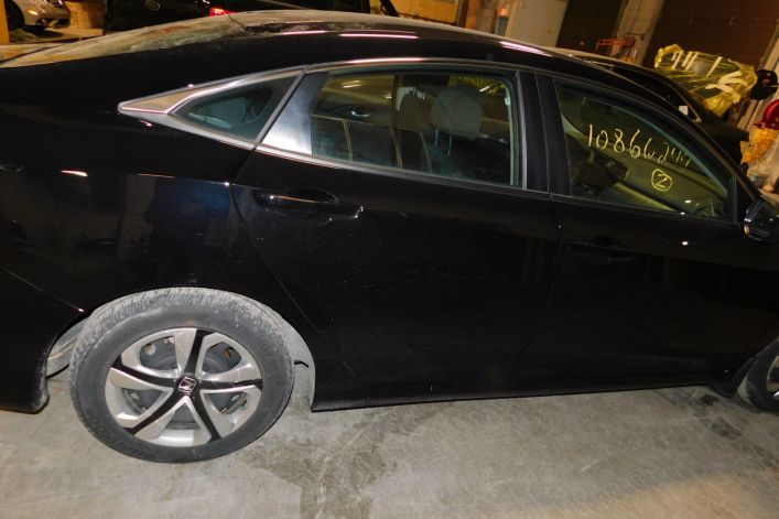 2018 HONDA CIVIC LX  (ua)