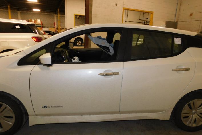 2018 NISSAN LEAF SSVSL (ua)