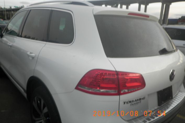 2017 Volkswagen Touareg V6 Wolfsburg Edition AWD (ua)