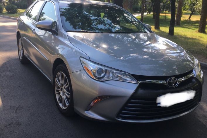 2015 TOYOTA CAMRY  (ua)