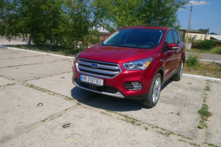 2017 FORD ESCAPE TITANIUM 4x4 (ua)