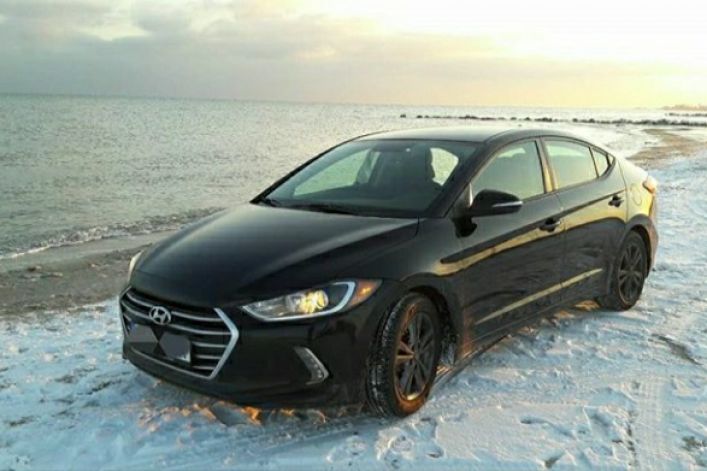 2017 HUYNDAY ELANTRA  (ua)