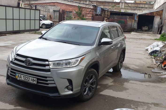 2017 TOYOTA HIGHLANDER XLE 4x4
