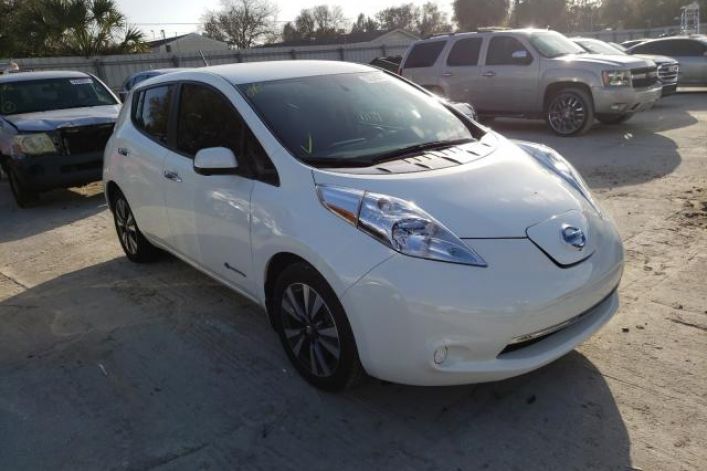 2016 NISSAN LEAF